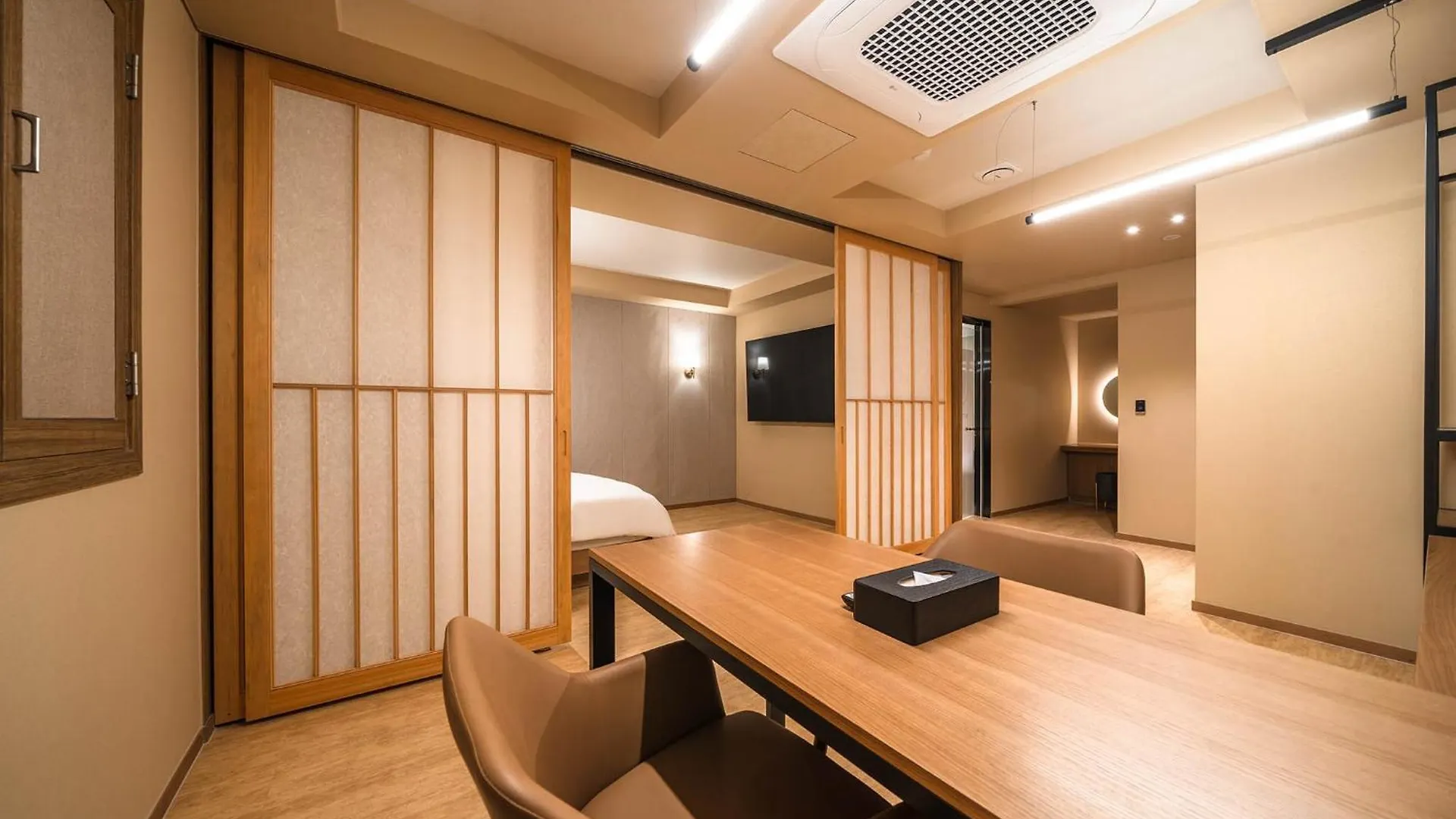 Hotel New Castle Bupyeong Incheon 2*,  Korsel