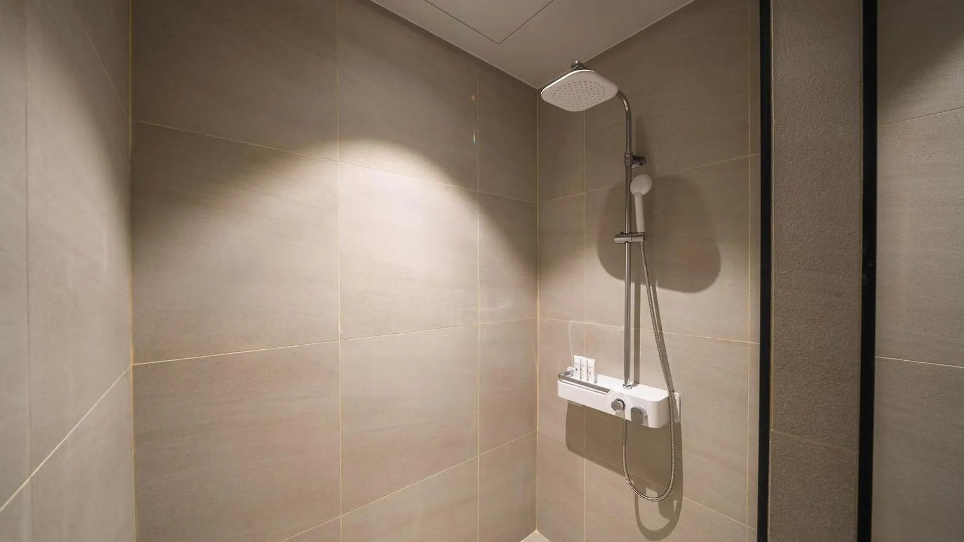 אינצ'ון Hotel New Castle Bupyeong