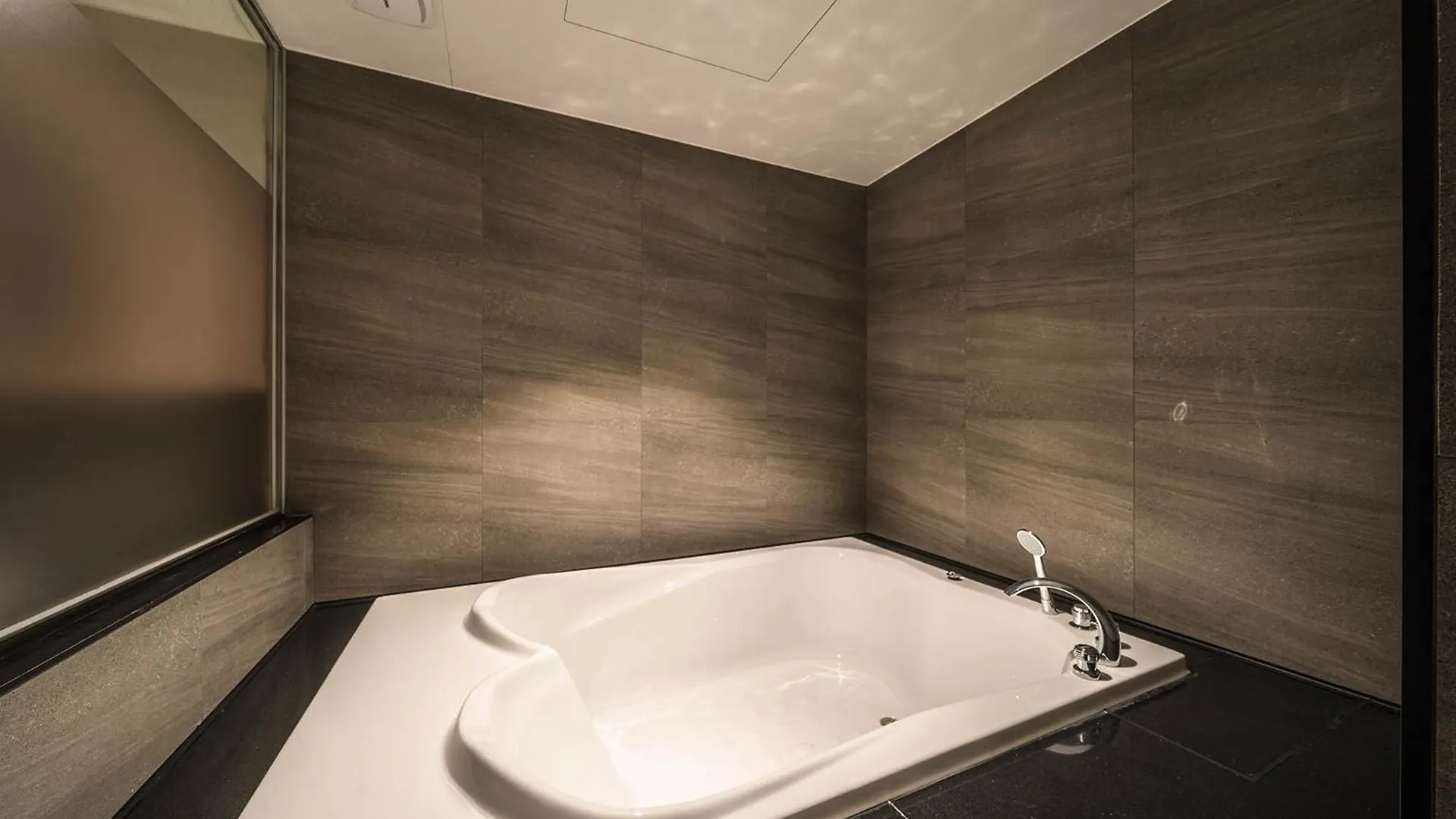 Hotel New Castle Bupyeong Incheon South Korea