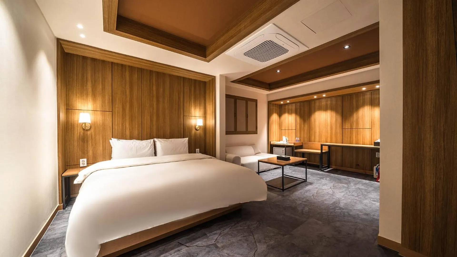 Hotel New Castle Bupyeong Incheon Korsel